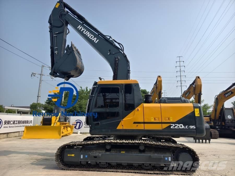 Hyundai R220LC-9S Pelle sur chenilles