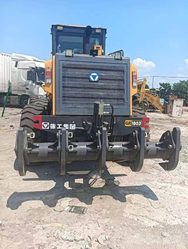 XCMG GR 1803 Niveleuse
