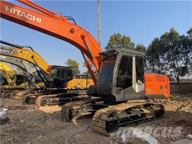 Hitachi ZX200 Pelle sur chenilles