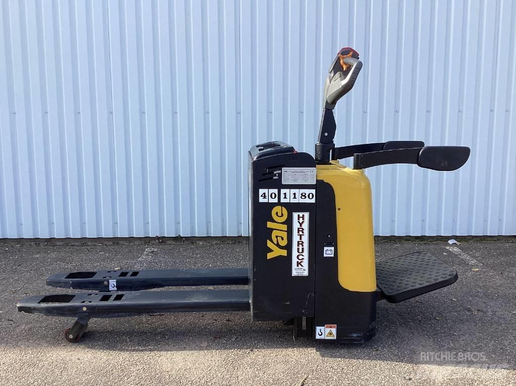 Yale MP20XUX Gerbeur accompagnant
