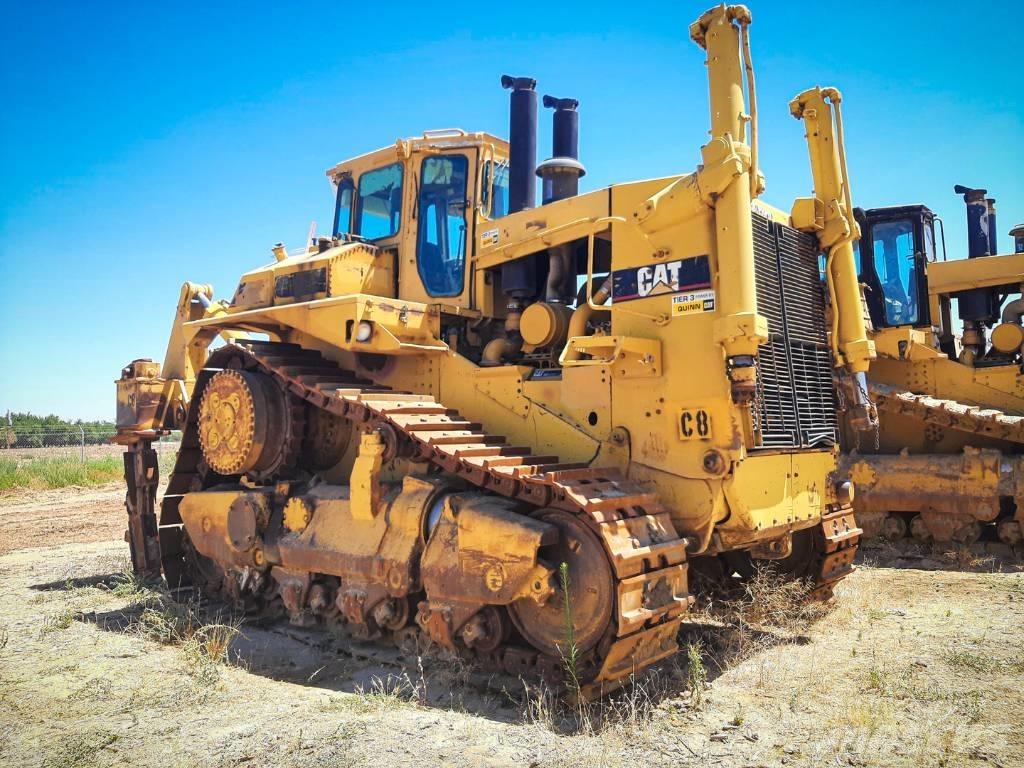 CAT D10 Bouteurs sur chenilles