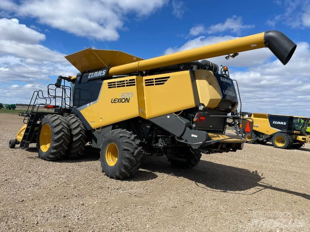 CLAAS 670 Moissonneuse batteuse