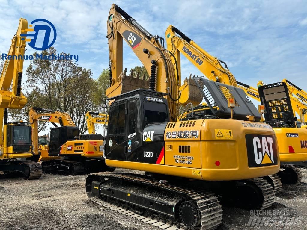 CAT 323 Pelle sur chenilles