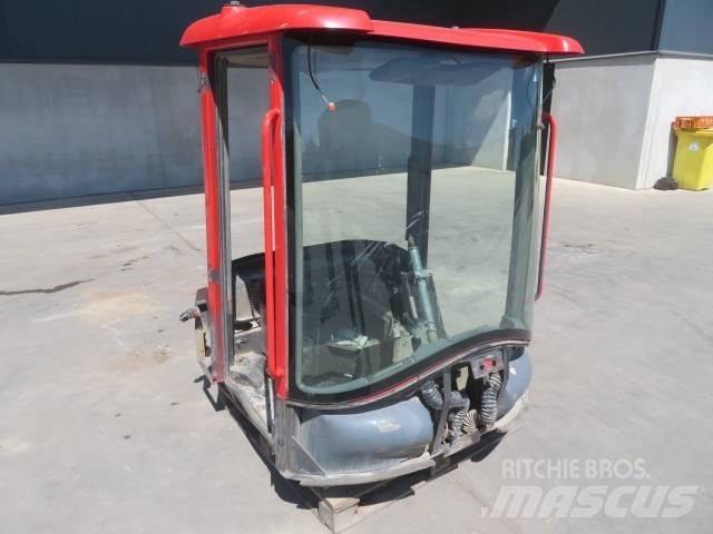 Volvo L30B / L35B Cabine