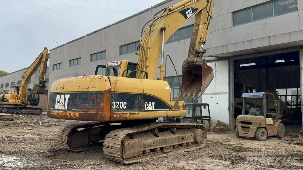 CAT 320 C Pelle sur chenilles