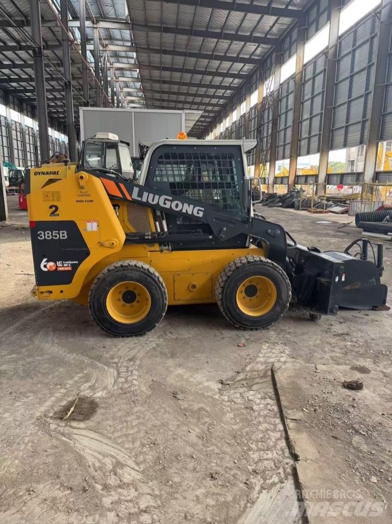 LiuGong 385 B Chargeuse compacte