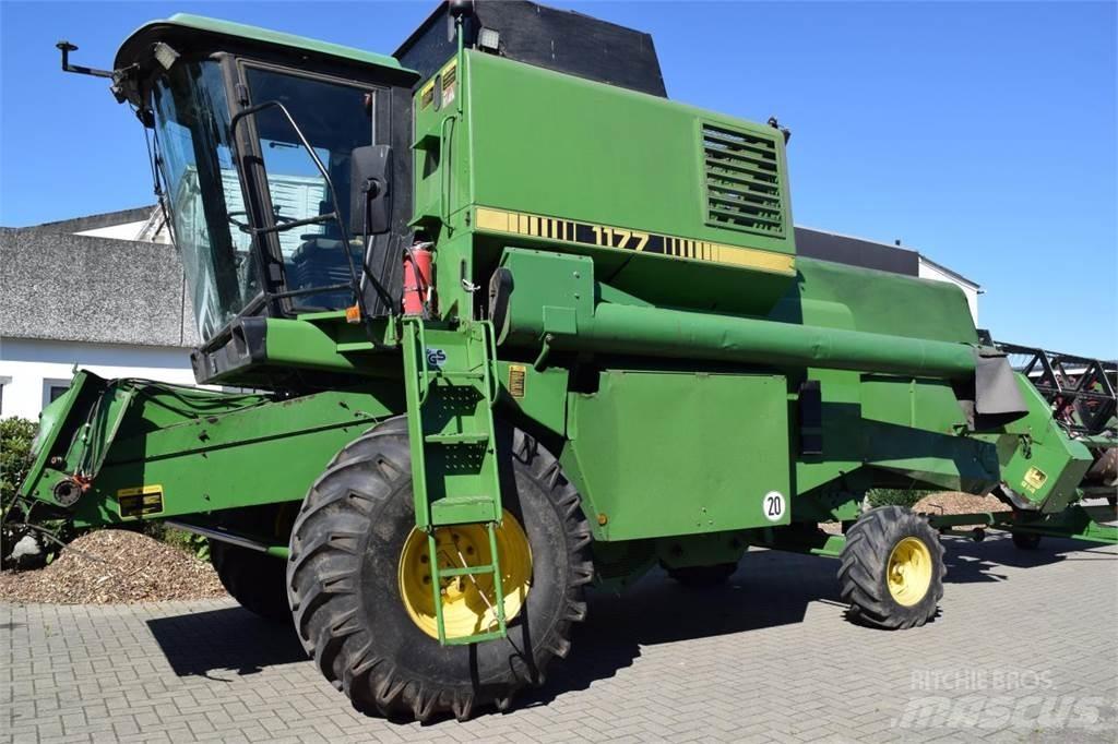 John Deere 1177 Moissonneuse batteuse