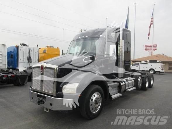 Kenworth T880 Tracteur routier