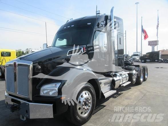 Kenworth T880 Tracteur routier