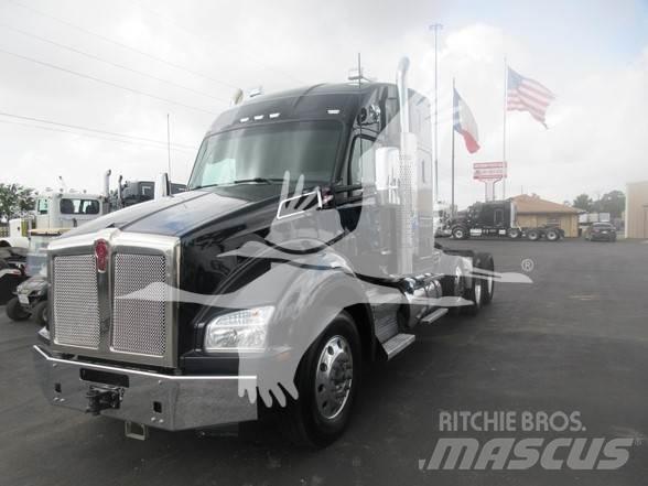 Kenworth T880 Tracteur routier