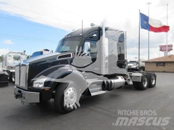 Kenworth T880 Tracteur routier
