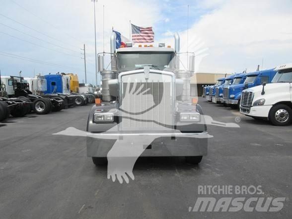 Kenworth W900 Tracteur routier