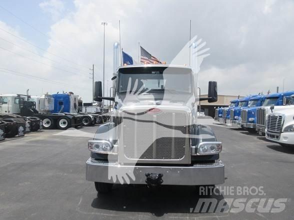 Peterbilt 567 Tracteur routier