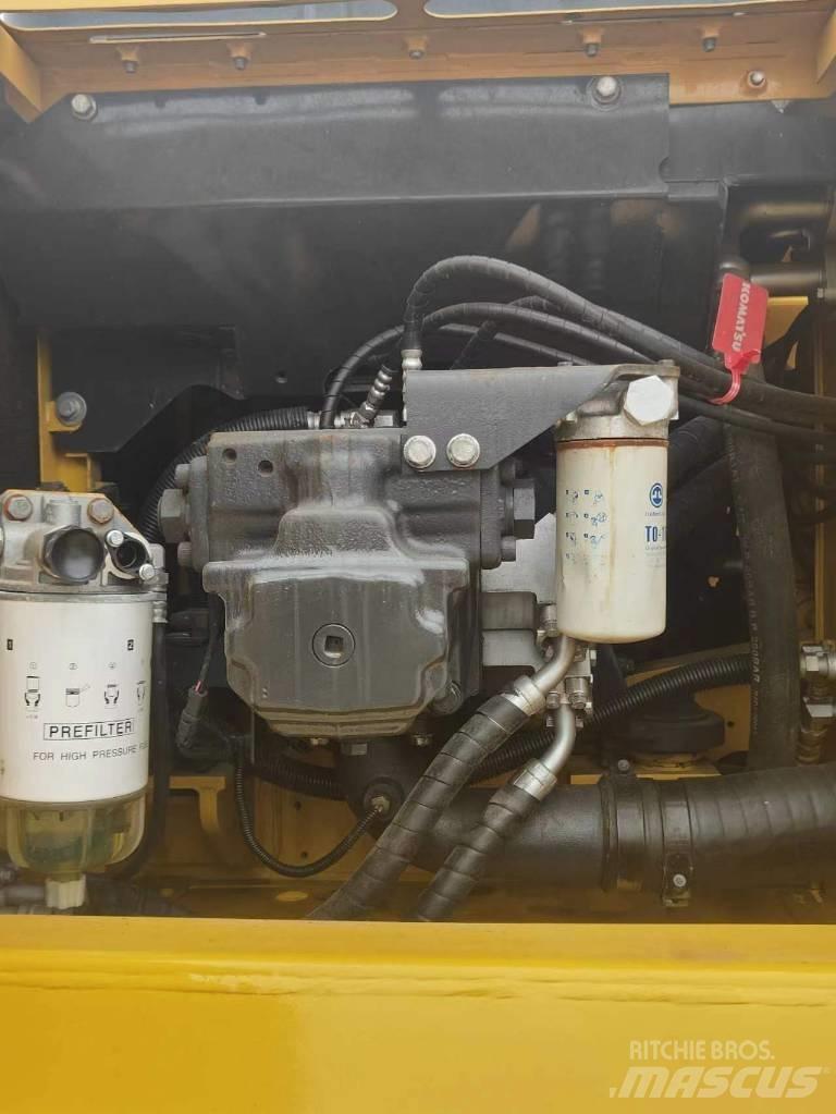 Komatsu PC200 Pelle sur chenilles