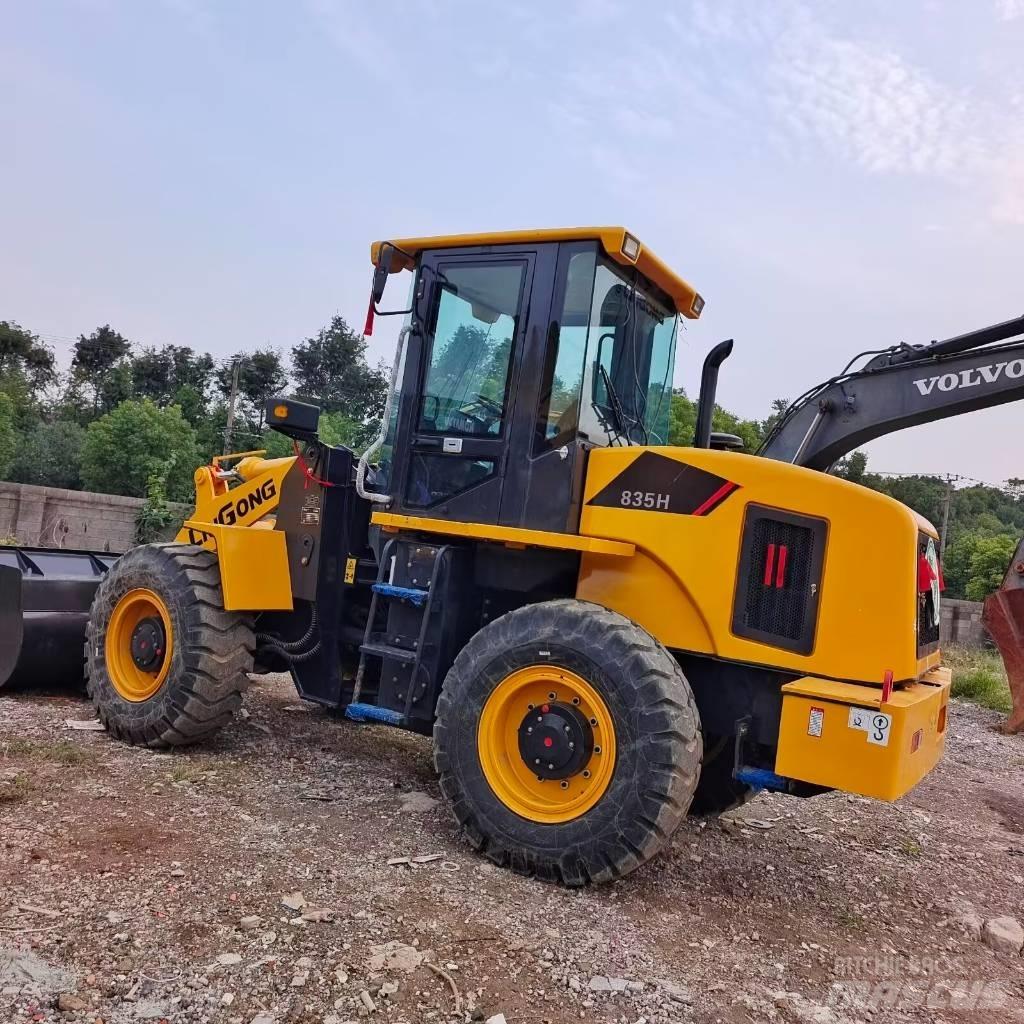 LiuGong 835H Chargeuse sur pneus