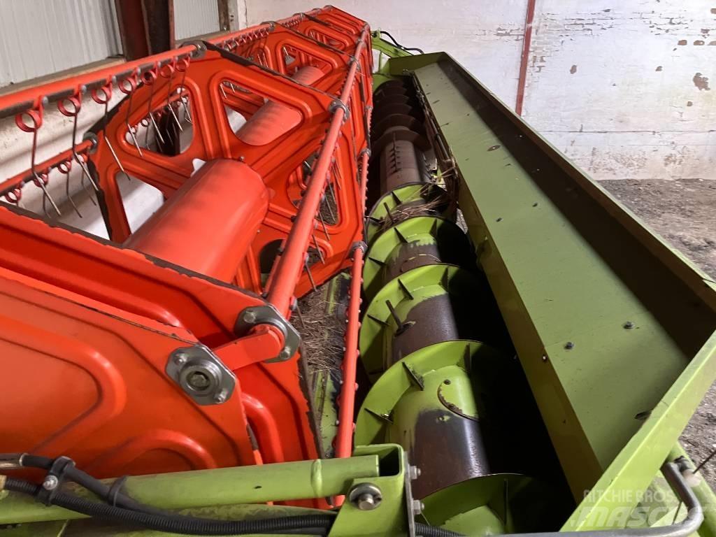 CLAAS LEXION 650 Moissonneuse batteuse