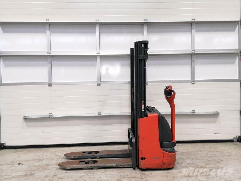 Linde L10 Gerbeur accompagnant