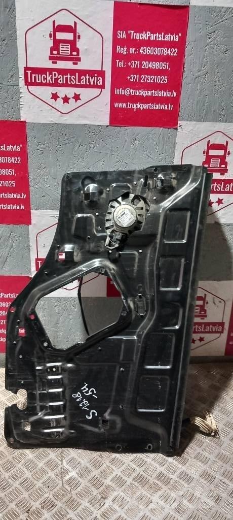 Scania R 440   1534512 Cabines