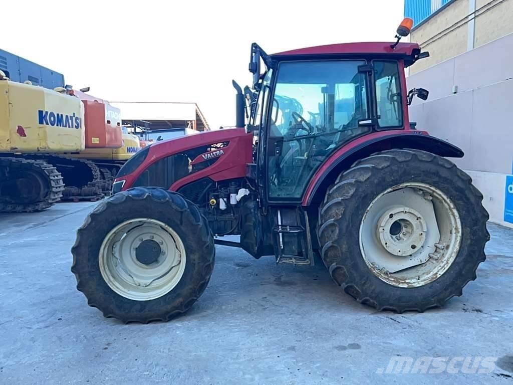 Valtra A134 Tracteur