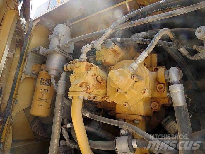CAT 345DL ME Pelle spéciale