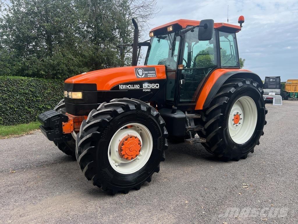 Ford 8360 DT Tracteur