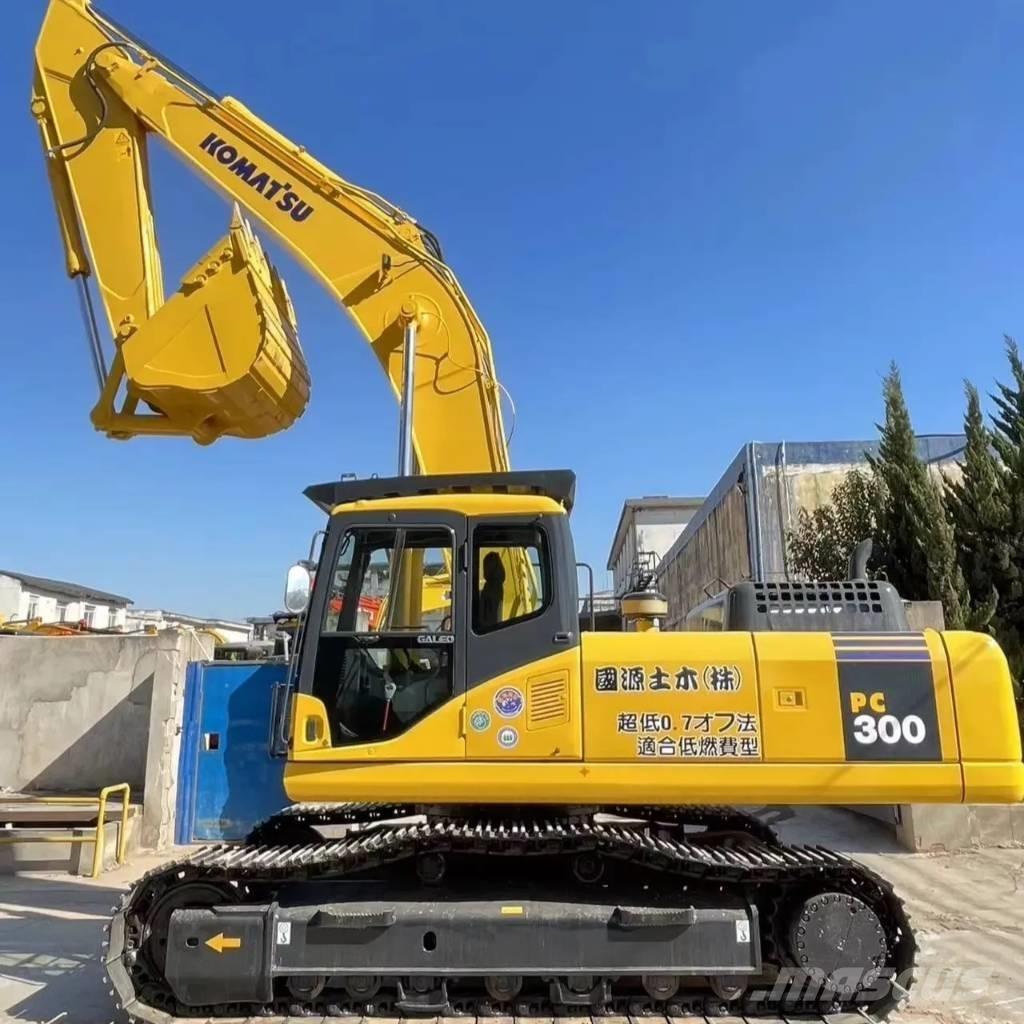 Komatsu PC 300 LC-7 Pelle sur chenilles
