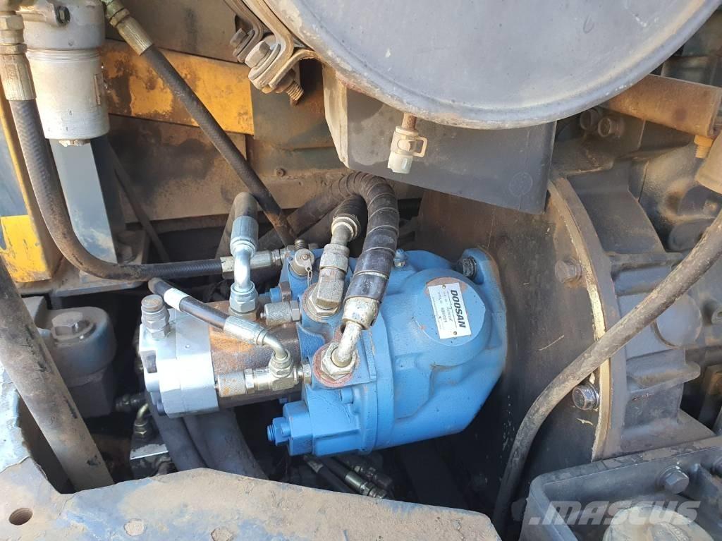 Hyundai Robex 55 Mini pelle < 7t