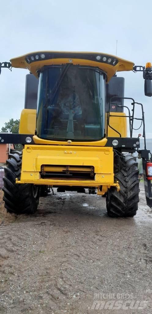 New Holland CX 5.80 Moissonneuse batteuse