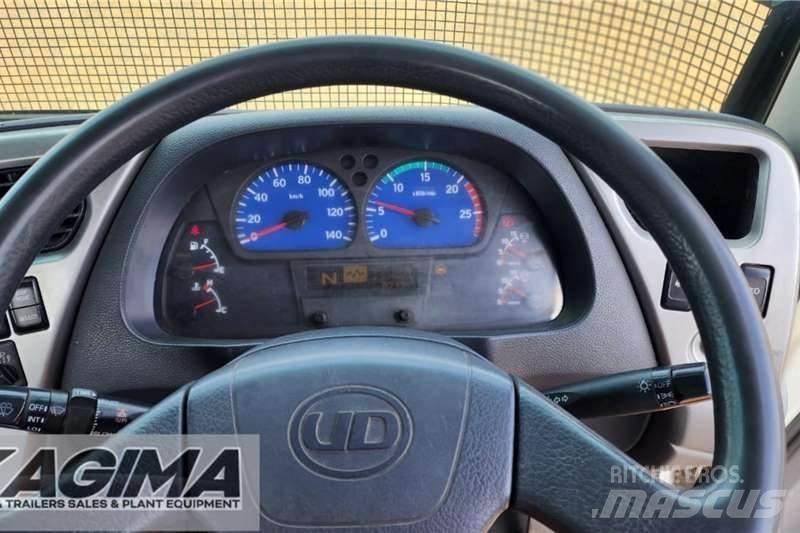 UD Quon 450 Autre camion