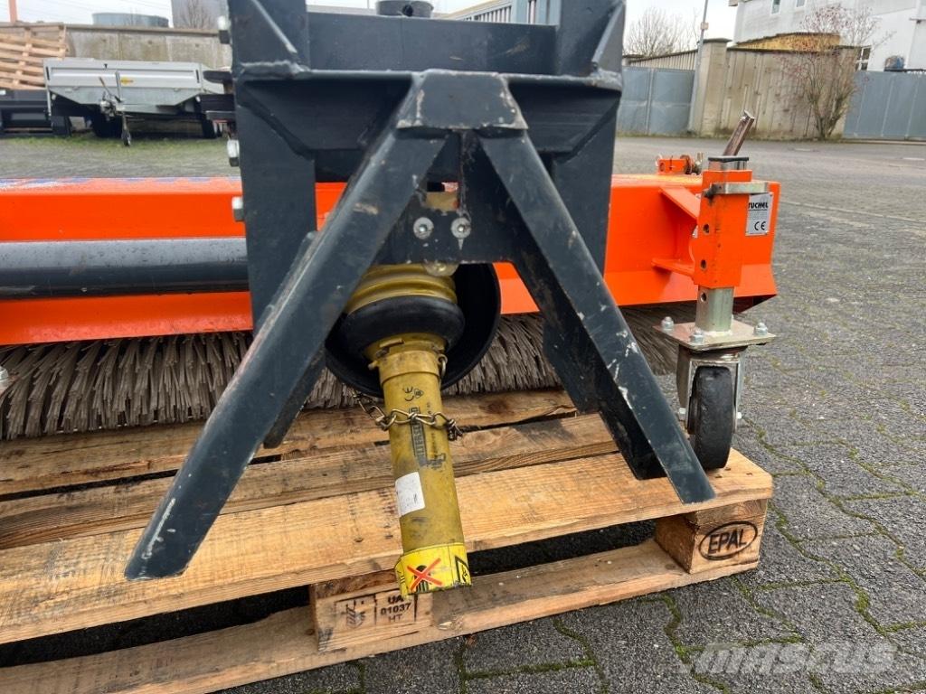 Tuchel Simplex 1,35m Balayeuse / Autolaveuse