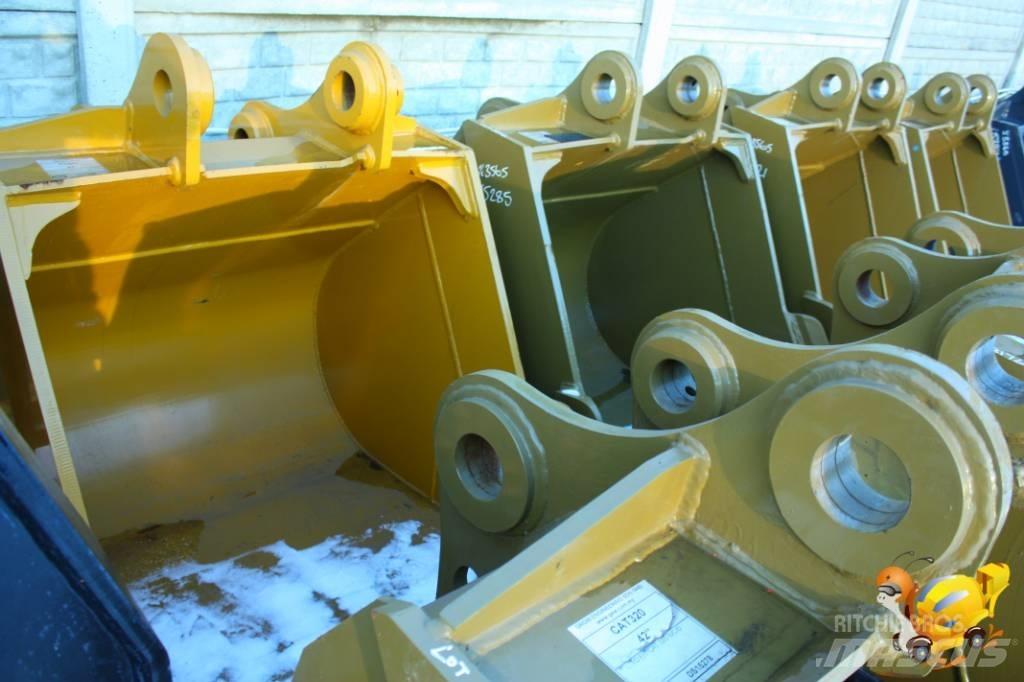 Komatsu PC 200 - 42` Godet
