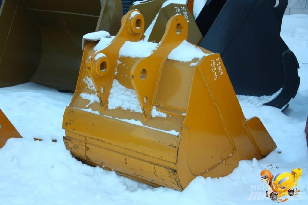 Komatsu PC 200 - 42` Godet