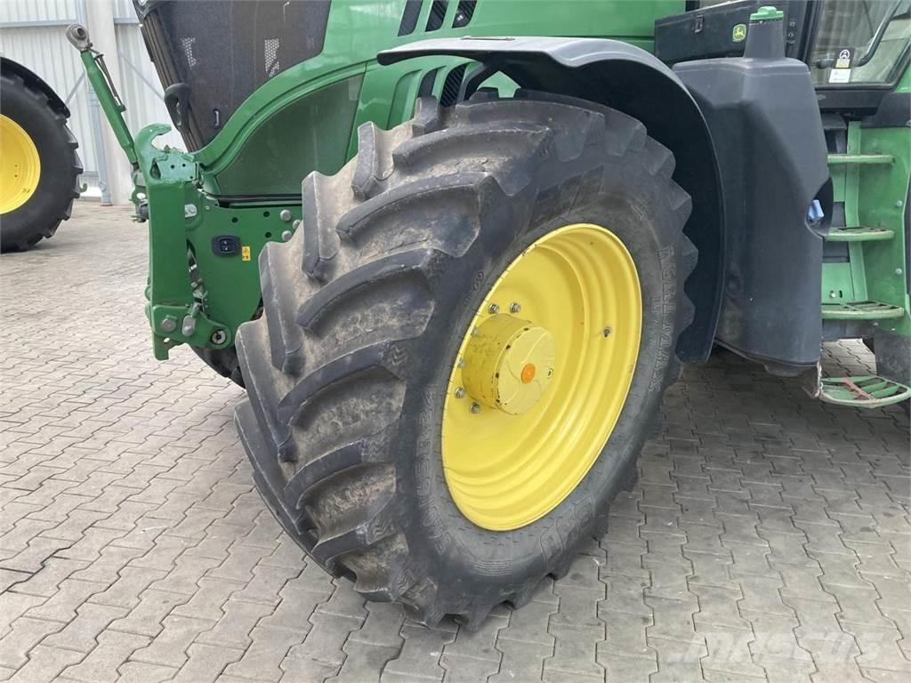 John Deere 6195R Tracteur
