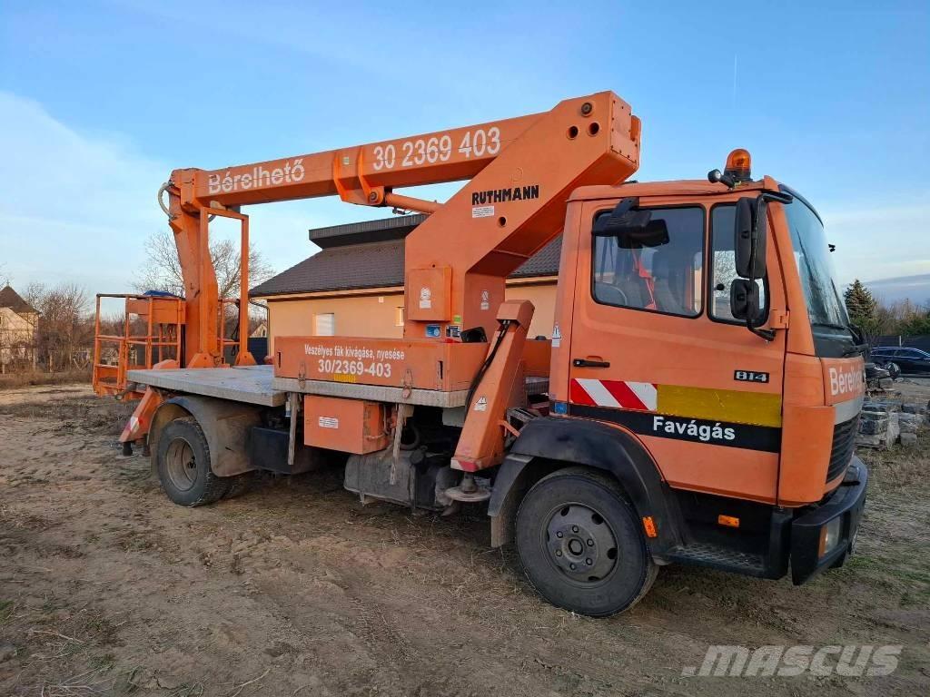 Mercedes-Benz 814 Camion plateau ridelle avec grue