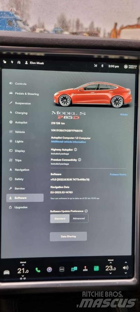 Tesla Model S P85D Voiture