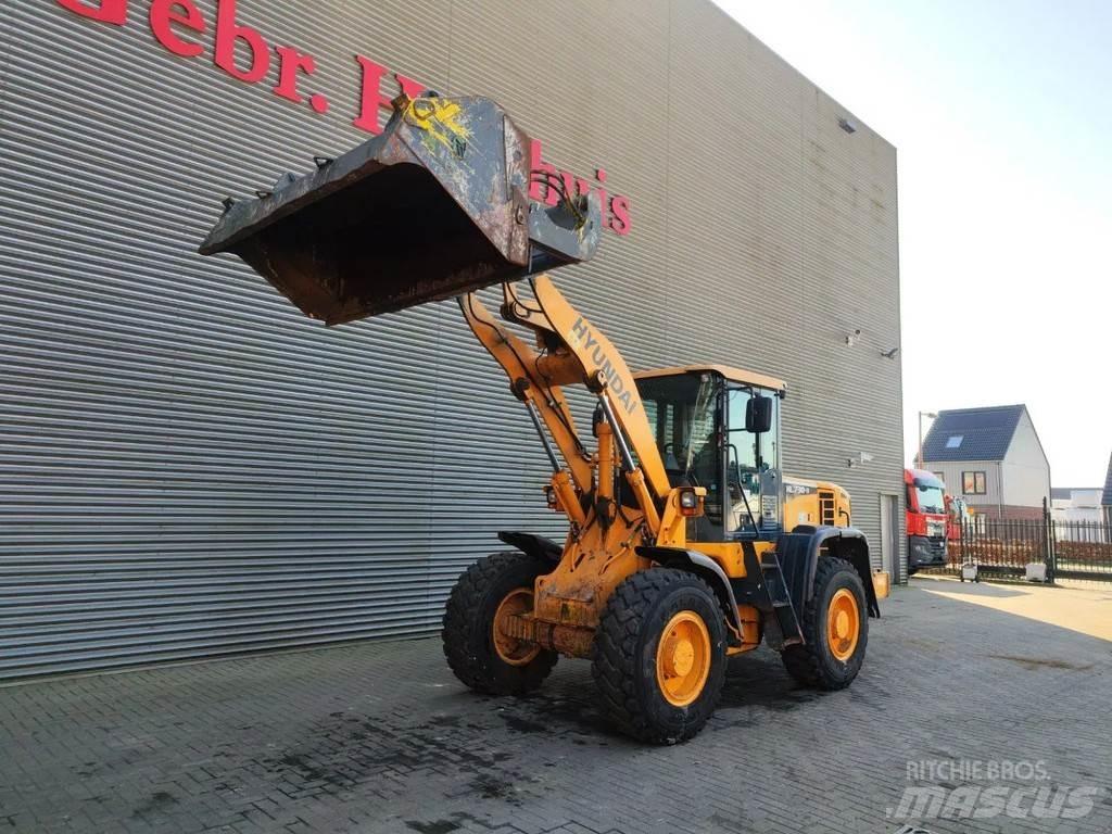 Hyundai HL 730-9 Chargeuse sur pneus