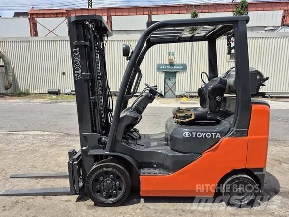 Toyota 8 FGCU 25 Autres Chariots élévateurs