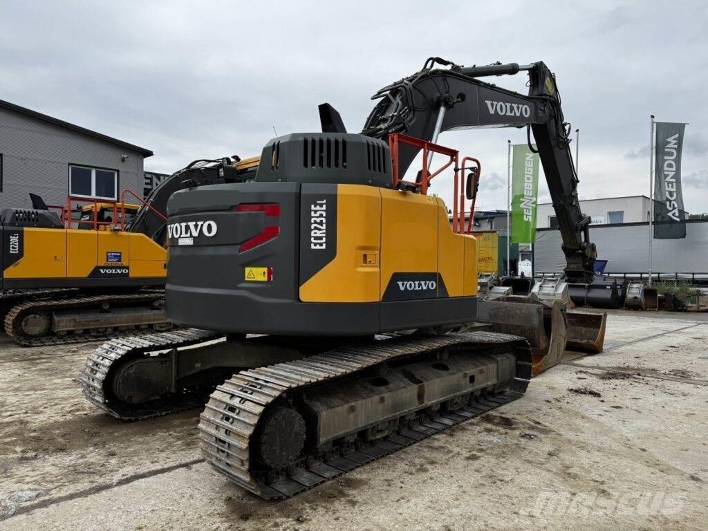 Volvo ECR235EL Pelle sur chenilles