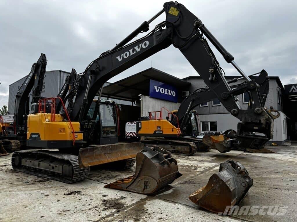 Volvo ECR235EL Pelle sur chenilles