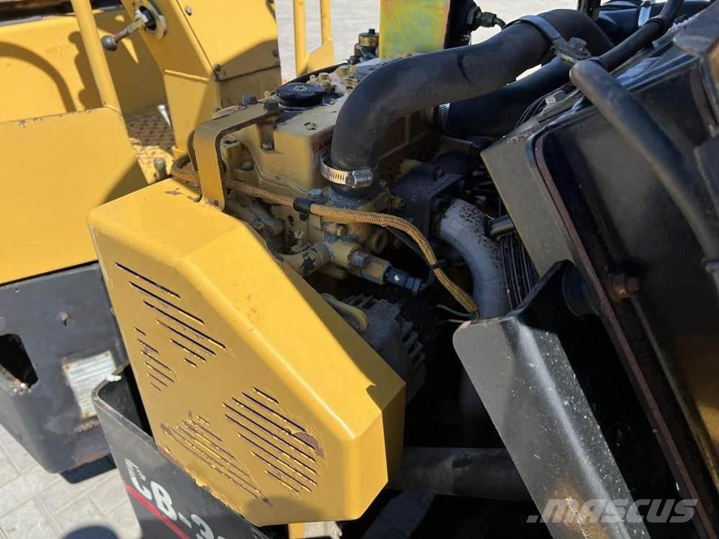 CAT CB 334E Rouleaux tandem