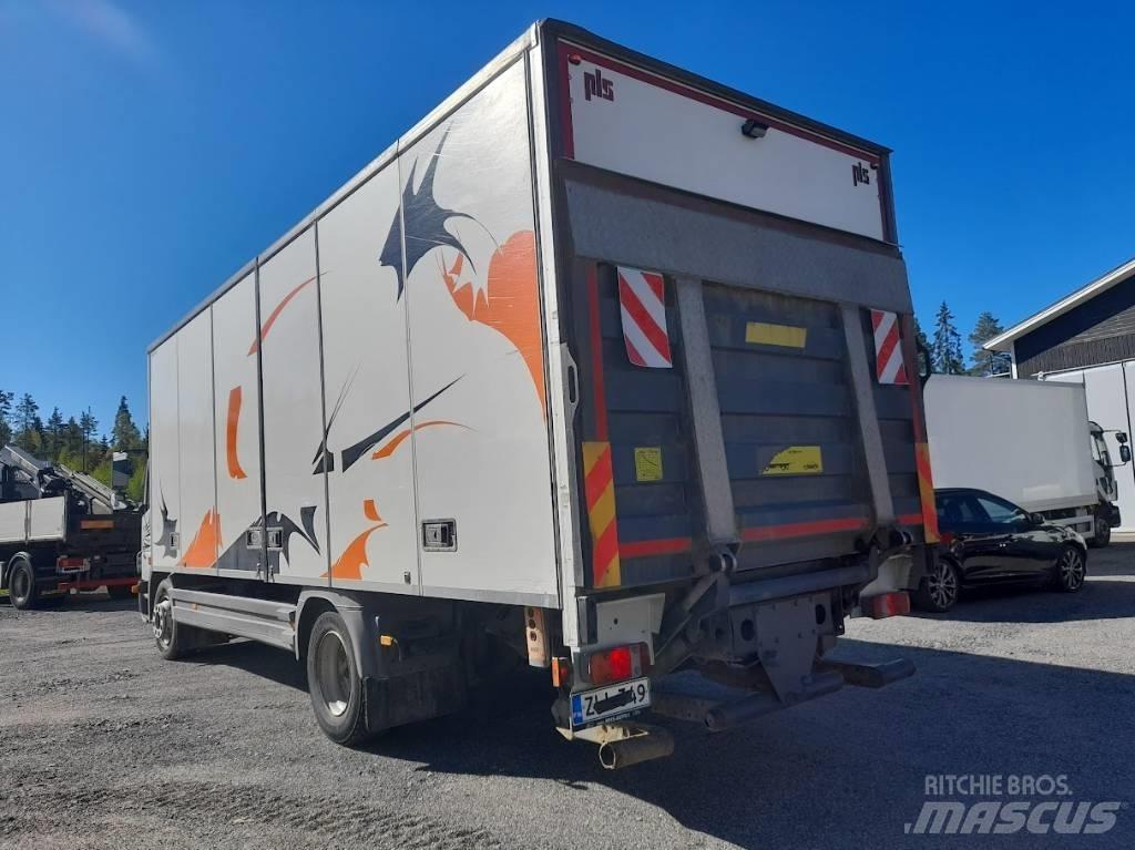Mercedes-Benz Atego Camion Fourgon