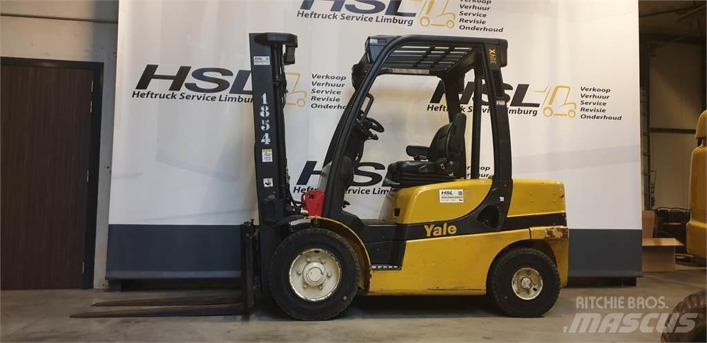 Yale GDP30VX Chariots diesel