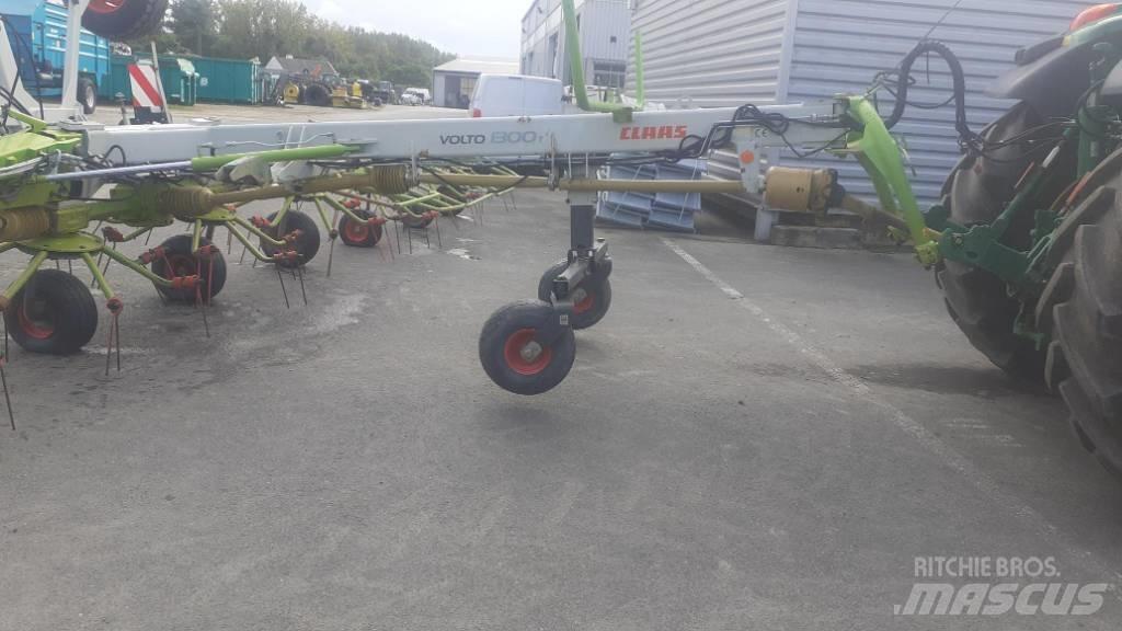 CLAAS VOLTO 1300 T Rateau faneur