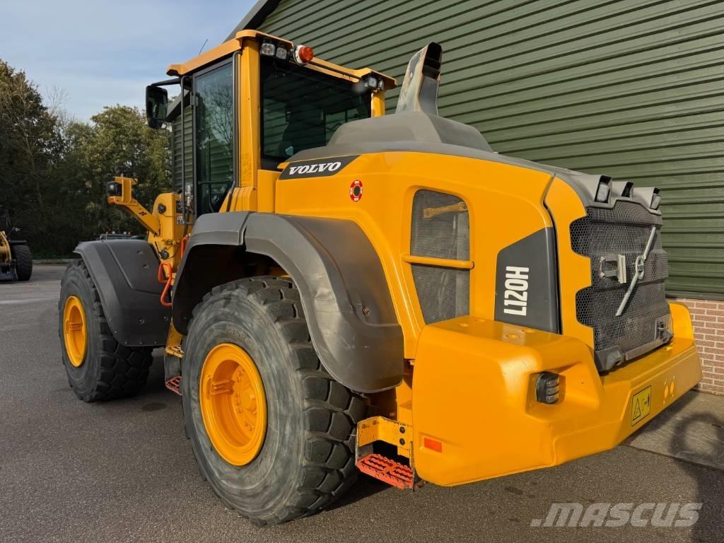 Volvo L 120 H Chargeuse sur pneus