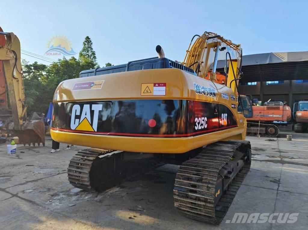 CAT 325 C Pelle sur chenilles