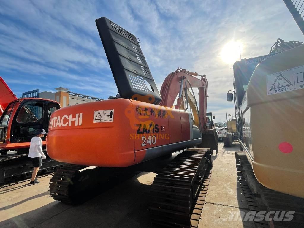 Hitachi ZX 240 Pelle sur chenilles
