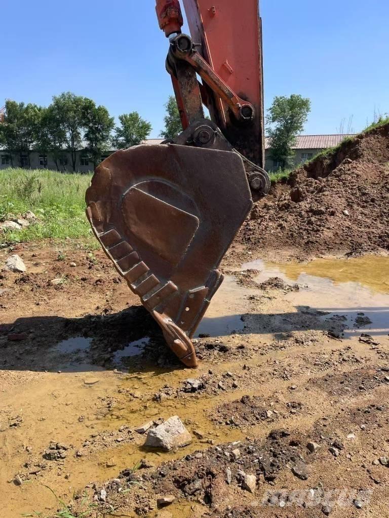 Hitachi ZX 360 Pelle sur chenilles