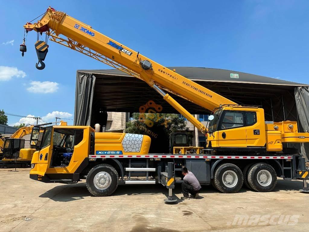 XCMG XCT 25 Grues tout terrain