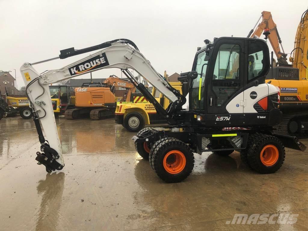Bobcat E 57 W Pelle sur pneus