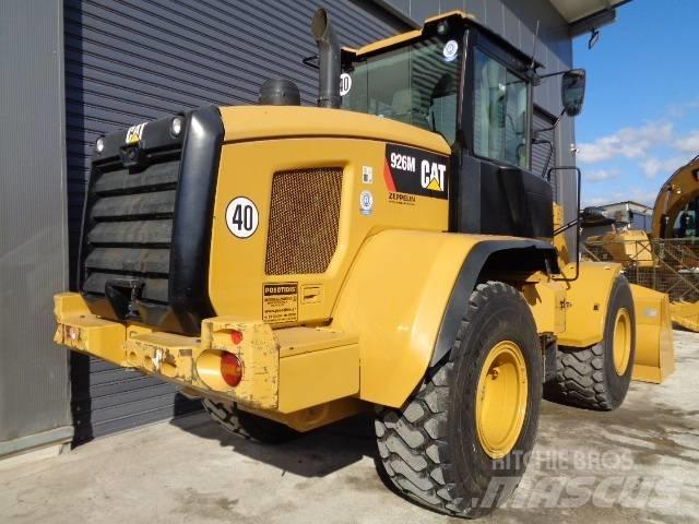 CAT 926M Chargeuse sur pneus